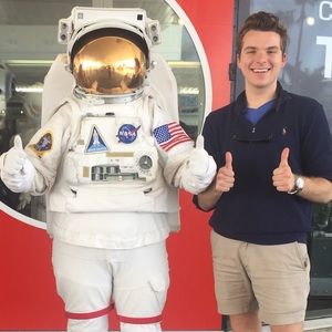 Meet your Posher, Kyle